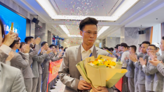 祝福！庫(kù)斯家人李景偉手繪家鄉(xiāng)地圖尋親成功